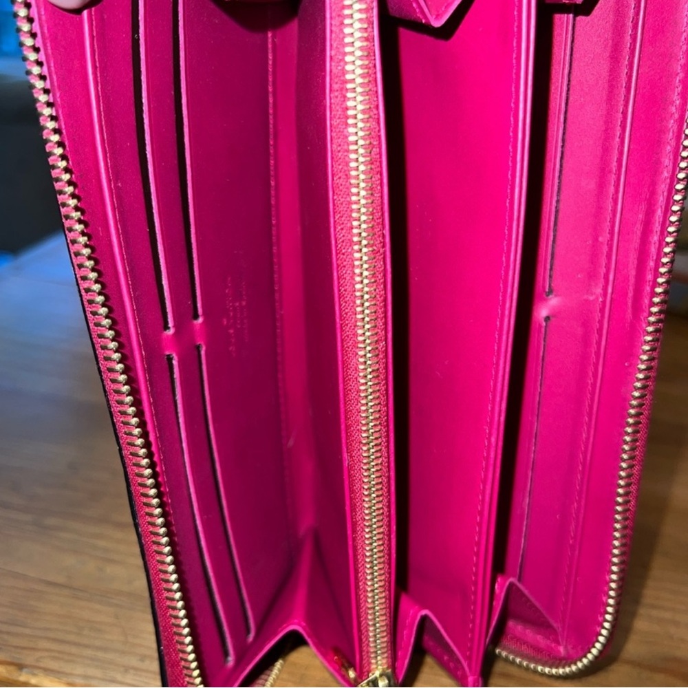 Louis Vuitton Red long wallet - Picture 6 of 12